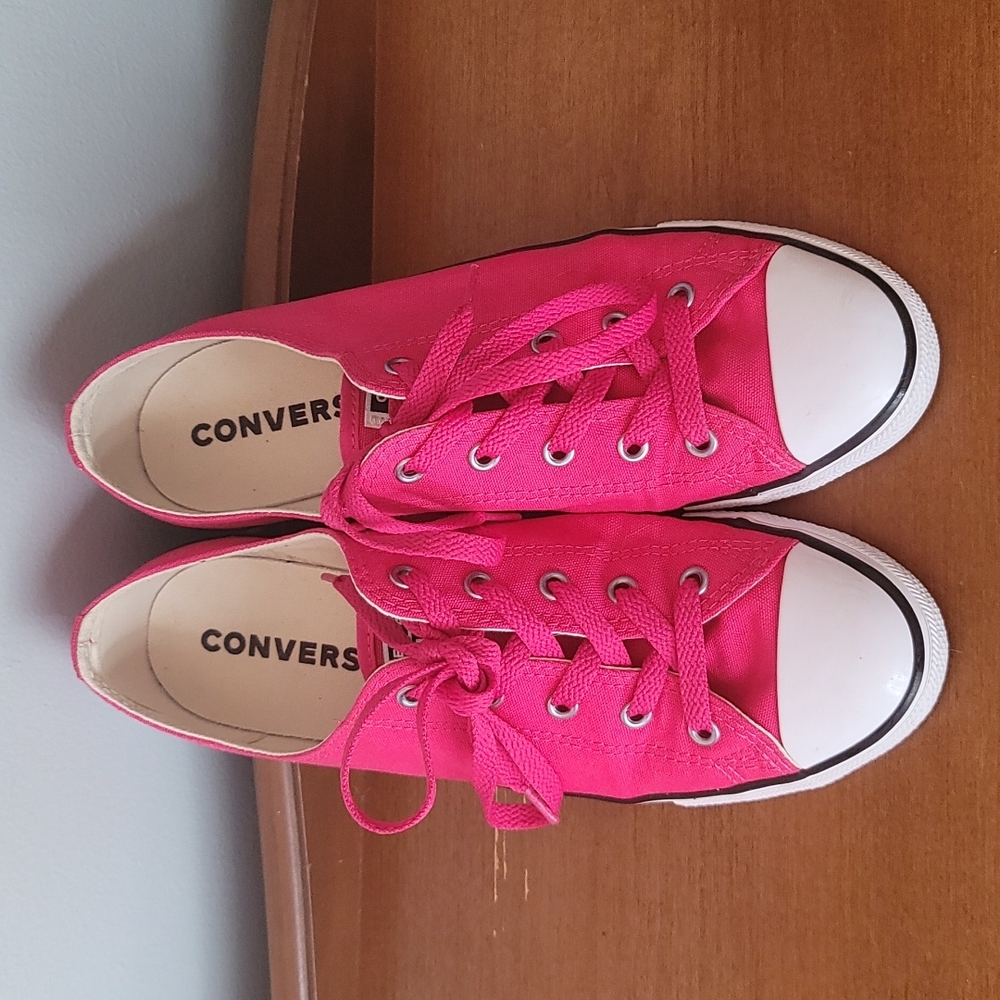 All Star Converse/Size:9.5/Color:Pink